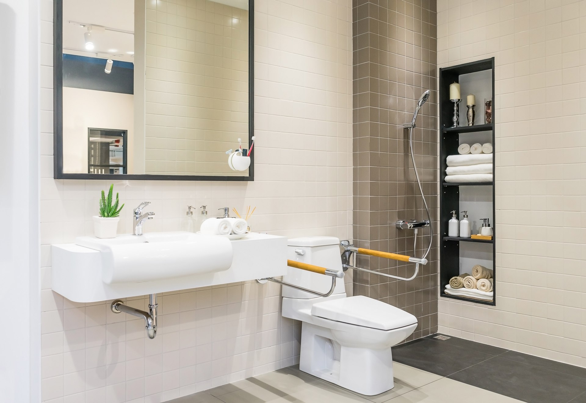 Création de salle de bain PMR en Gironde